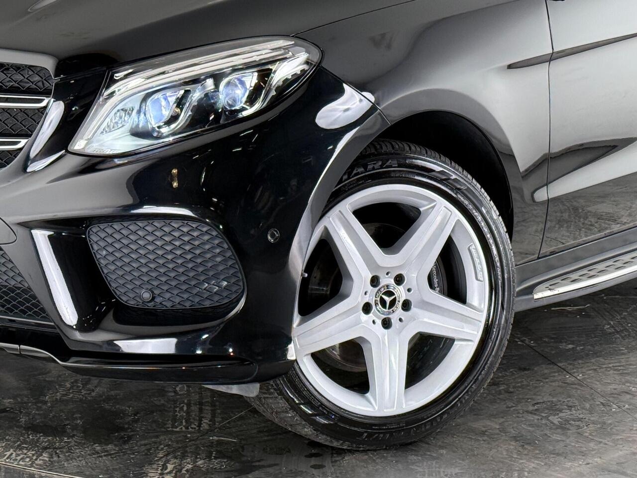 Mercedes-Benz GLE thumbnail Wheel