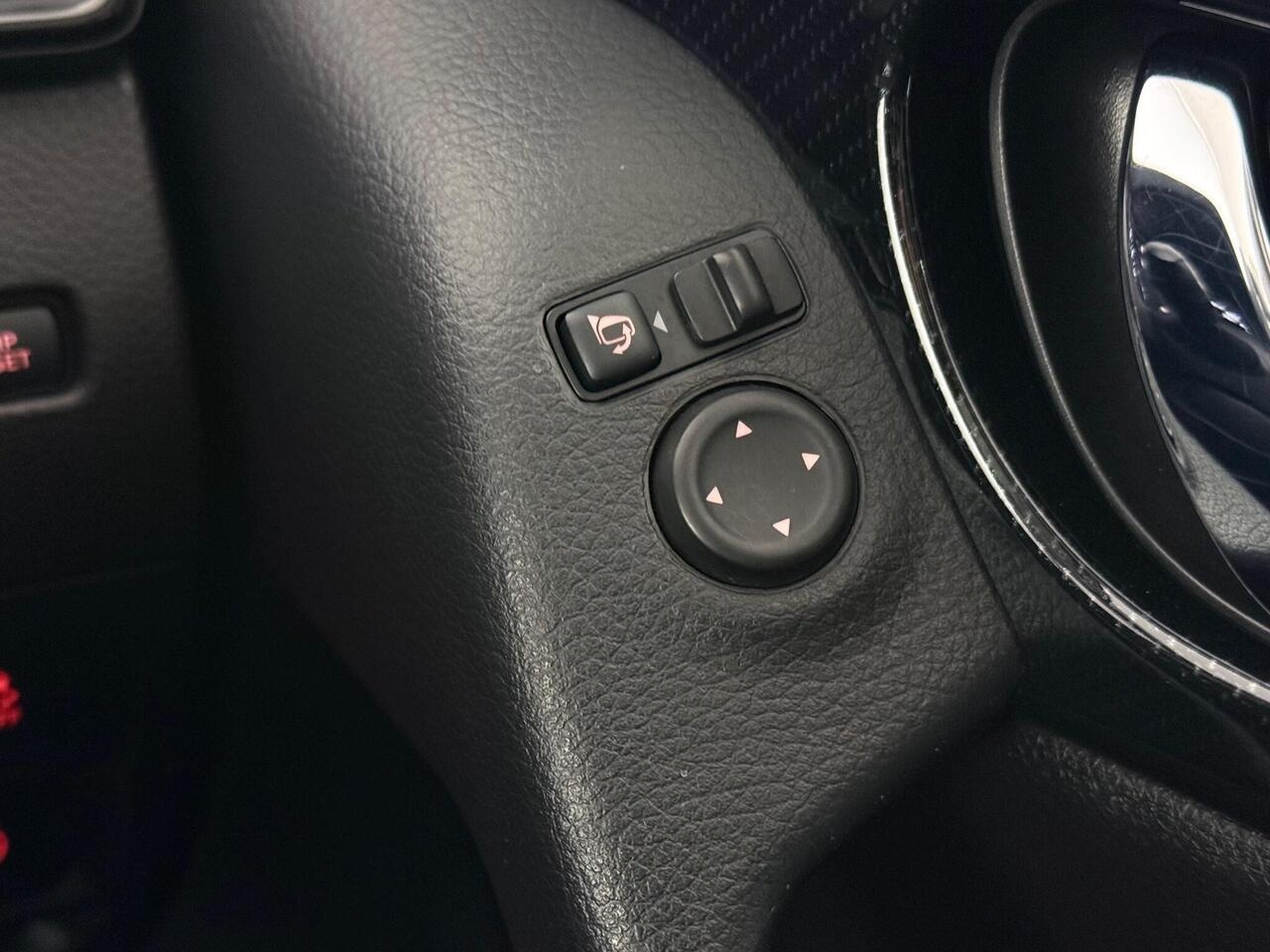 Nissan X-Trail thumbnail Misc Controls