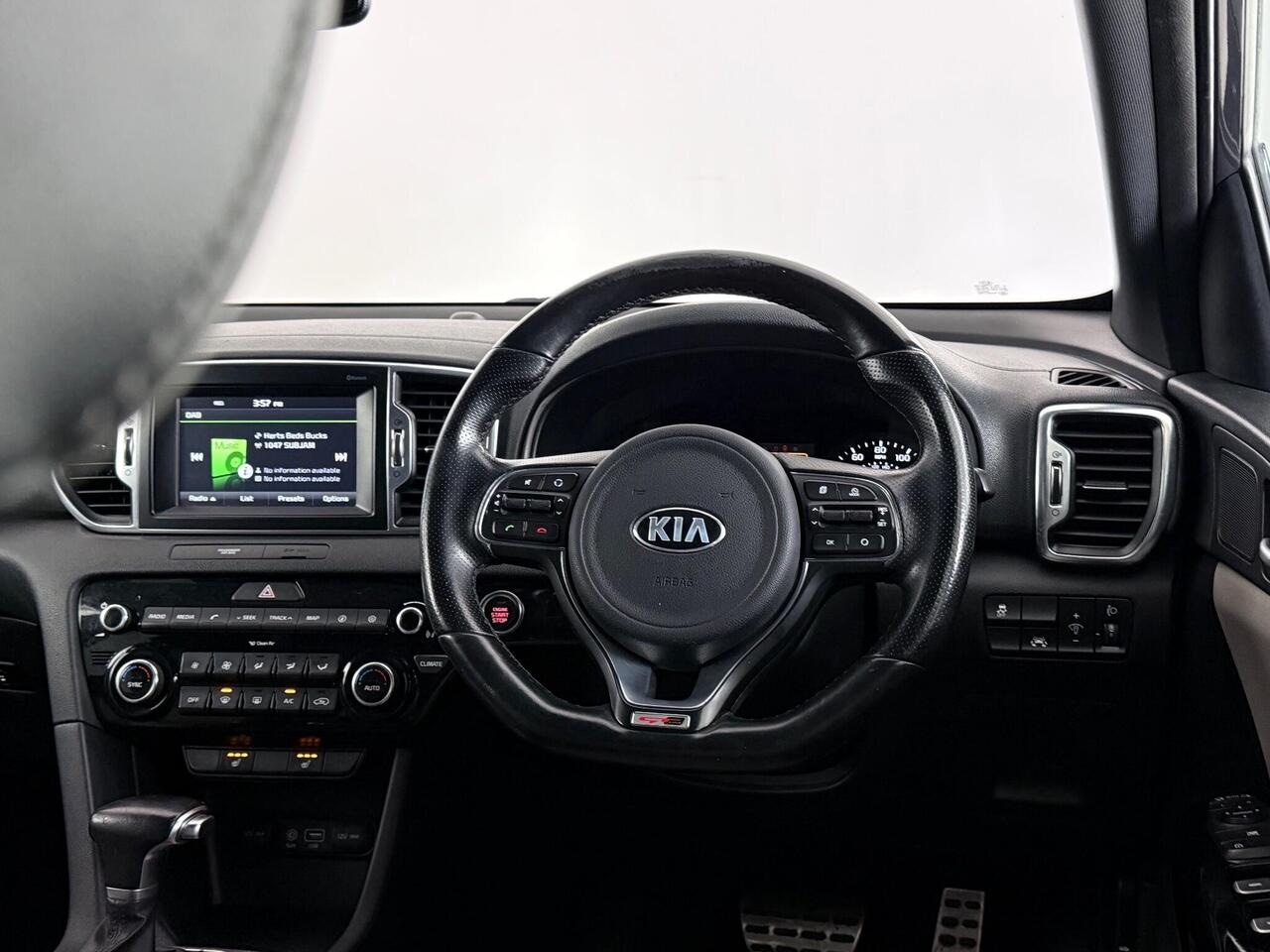 Kia Sportage thumbnail Steering Wheel