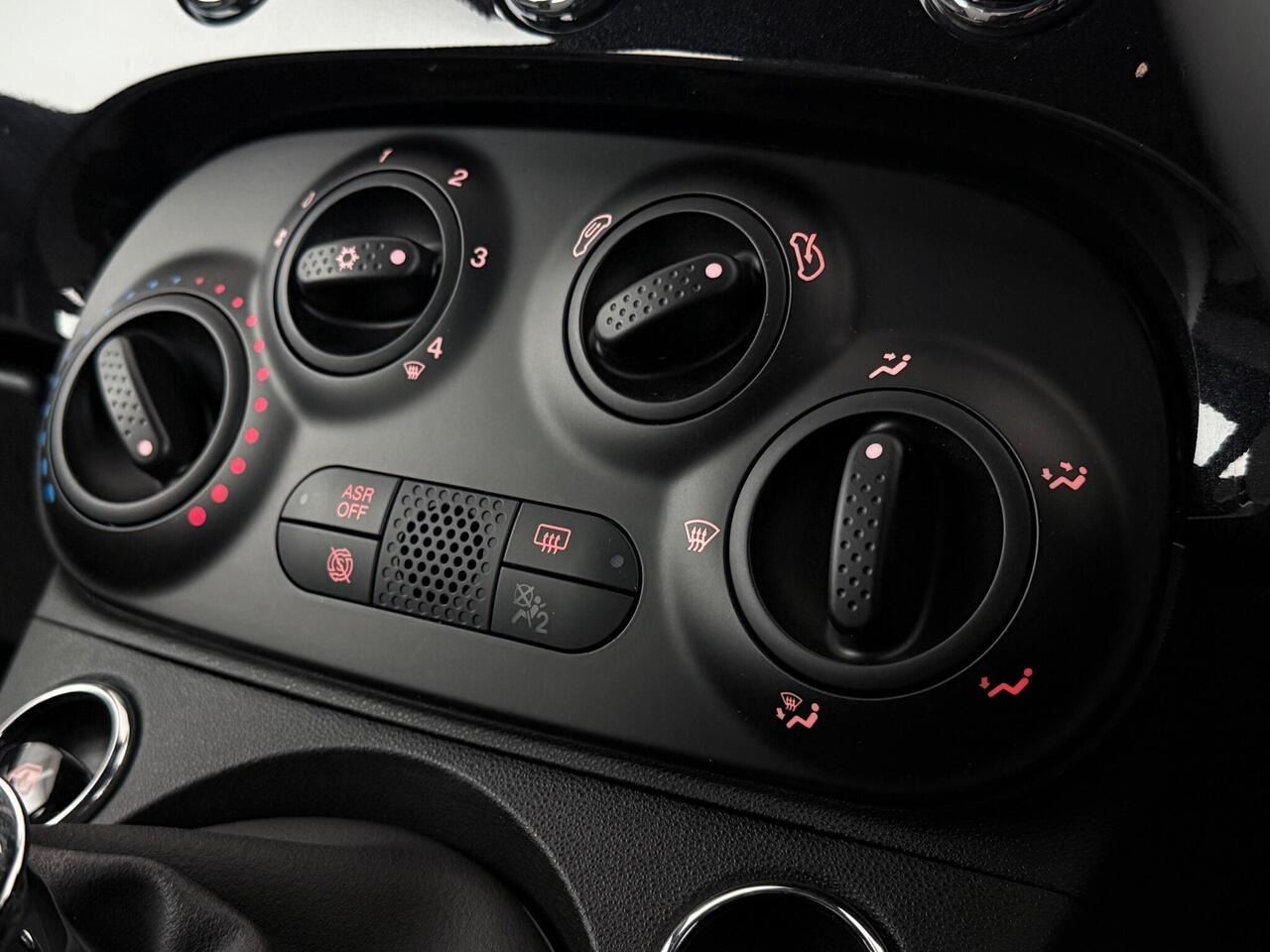 Fiat 500C thumbnail Interior Front