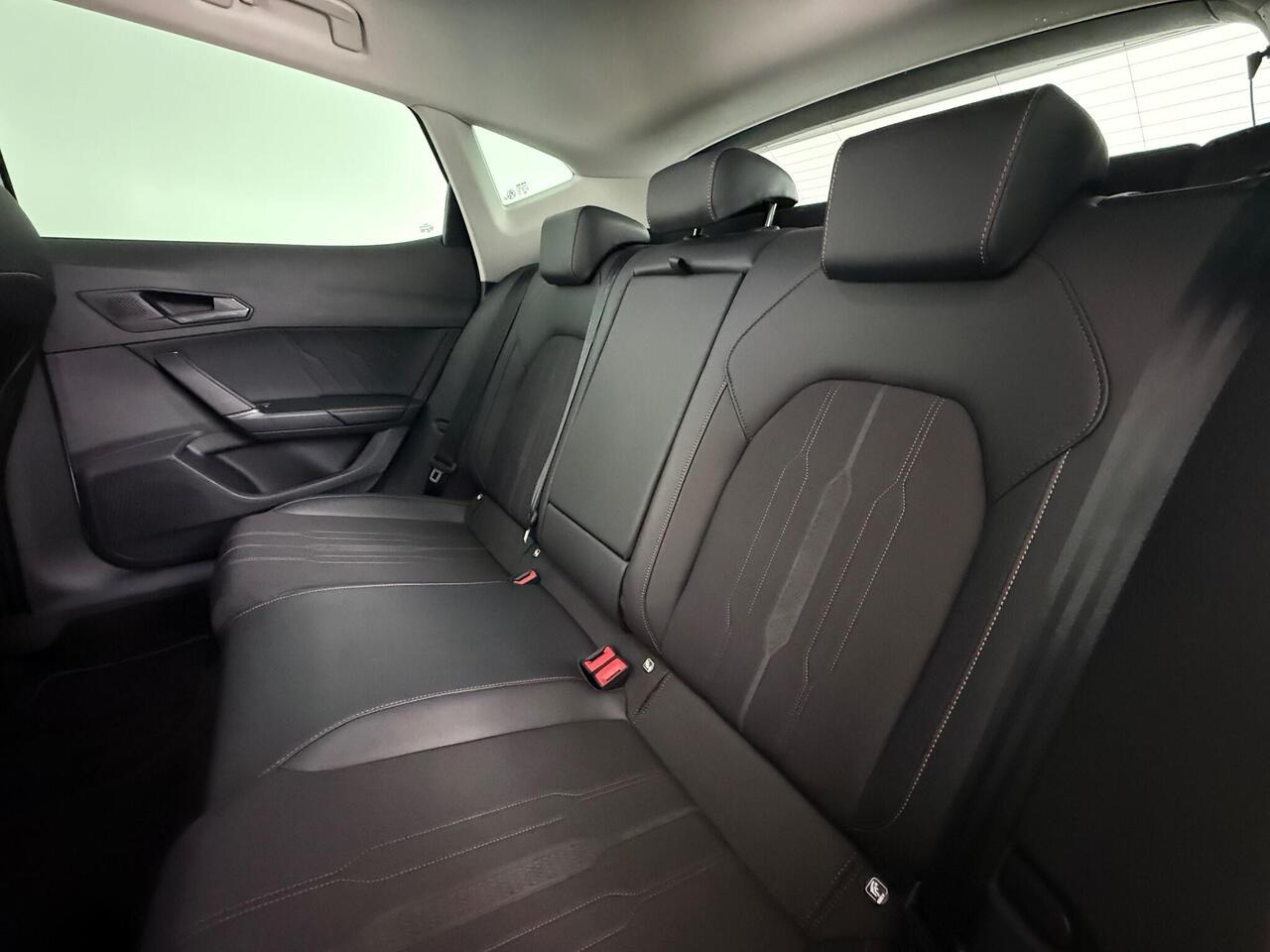 CUPRA Formentor thumbnail Seats Rear