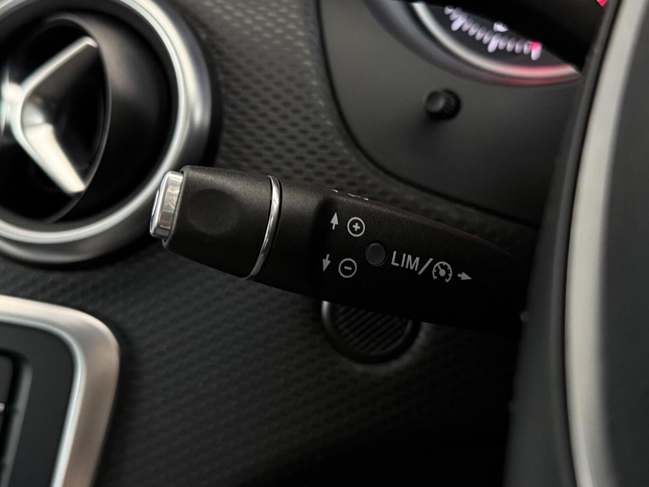 Mercedes-Benz A Class thumbnail Misc Controls