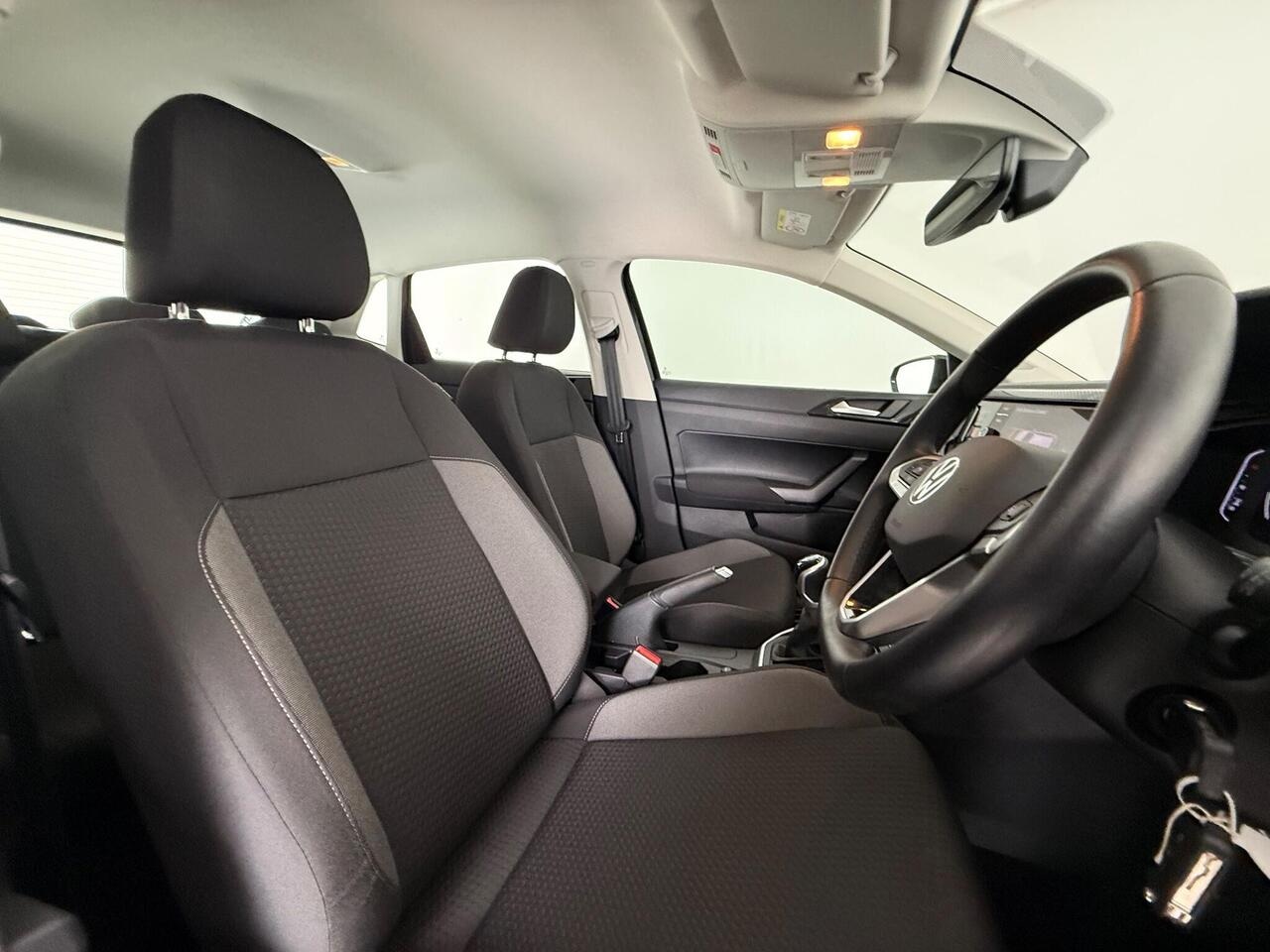 Volkswagen Polo thumbnail Seat Driver