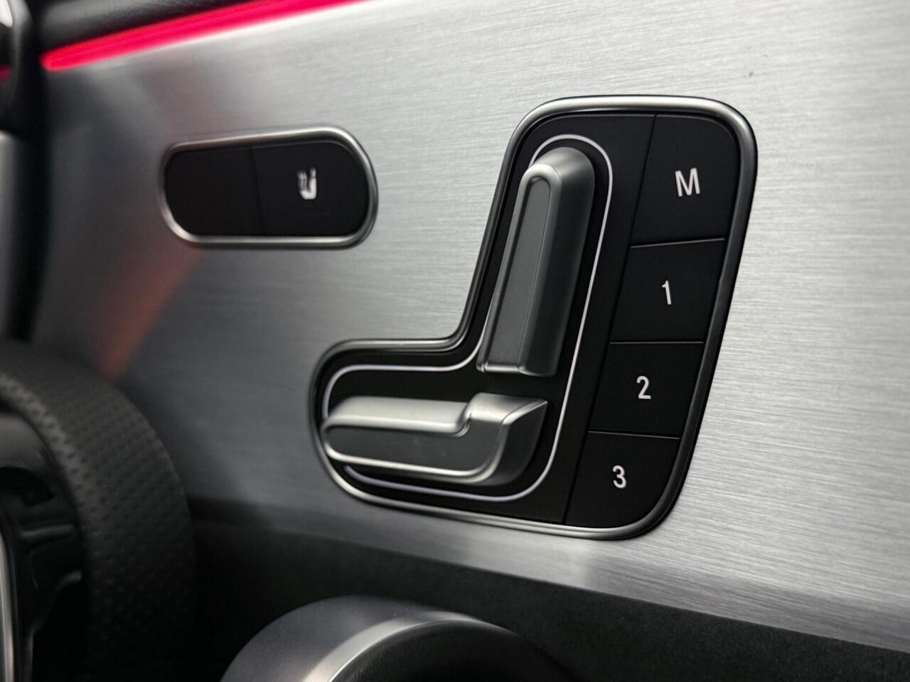 Mercedes-Benz A Class thumbnail Misc Controls