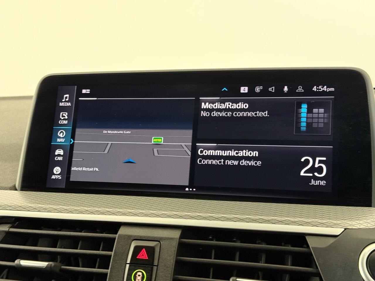 BMW X3 thumbnail Infotainment System