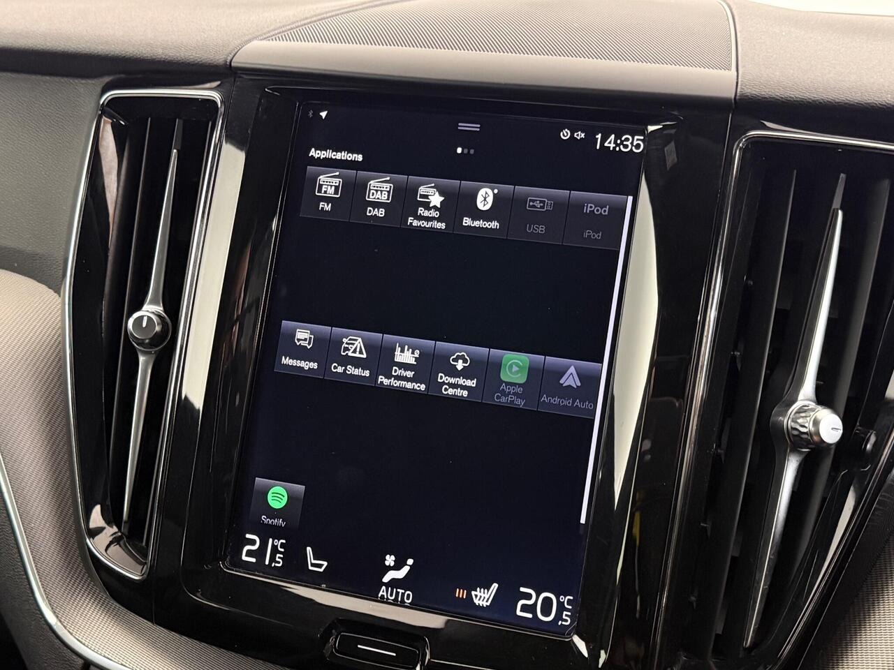 Volvo XC60 thumbnail Infotainment System