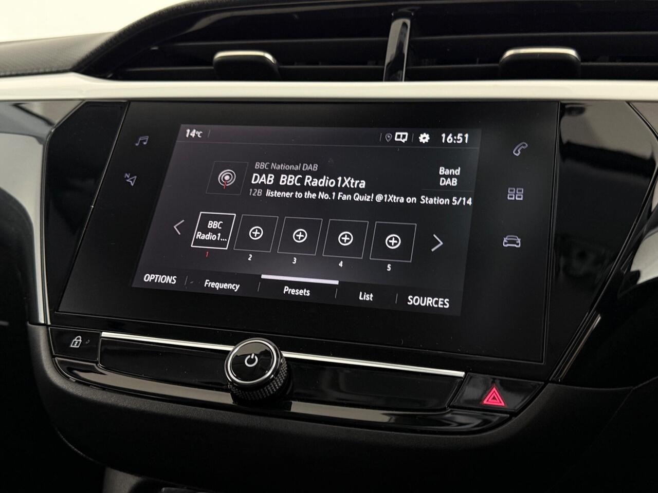 Vauxhall Corsa thumbnail Infotainment System