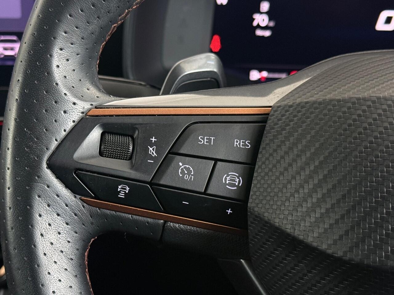 CUPRA Formentor thumbnail Misc Controls