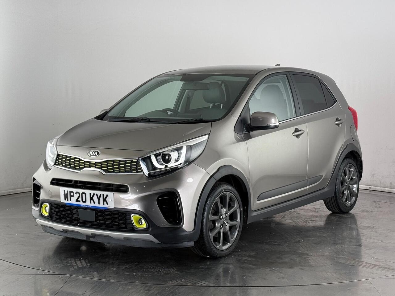 Kia Picanto thumbnail Front Left