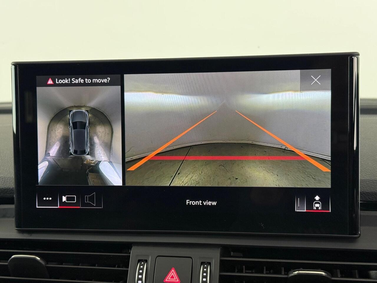 Audi Q5 thumbnail Infotainment System