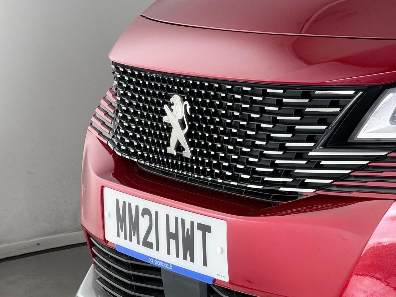 Peugeot 3008 thumbnail Lights Front