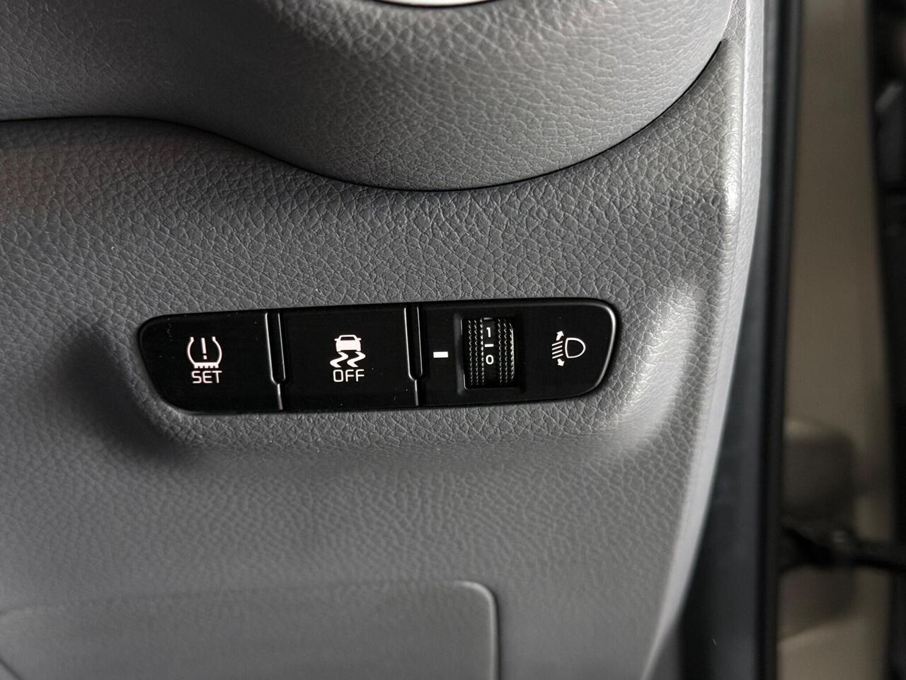 Kia Picanto thumbnail Misc Controls