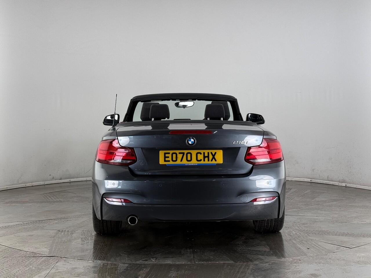 BMW 2 Series thumbnail Rear