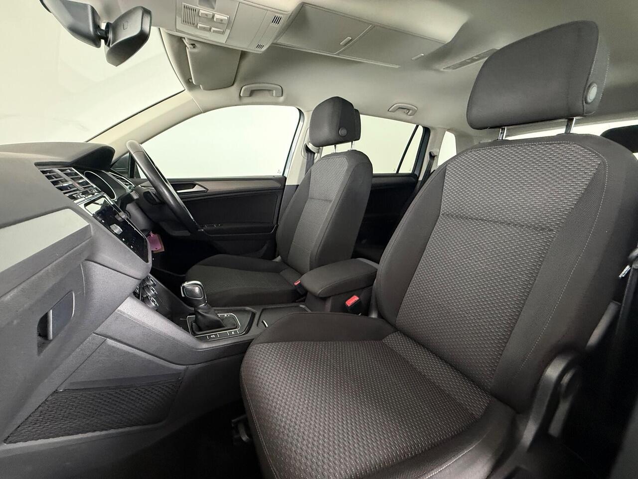 Volkswagen Tiguan Allspace thumbnail Seat Front Passenger