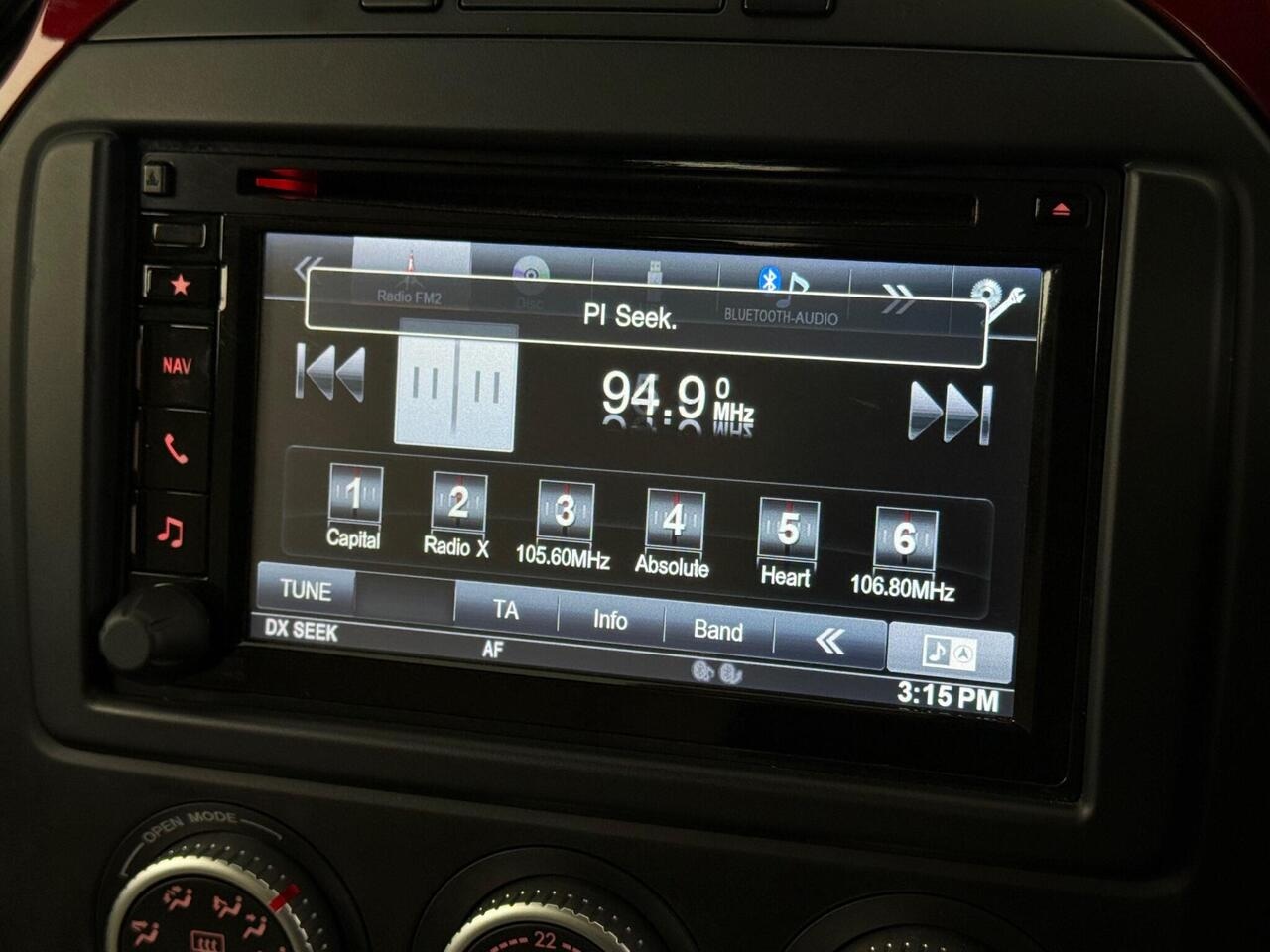 Mazda MX-5 thumbnail Infotainment System