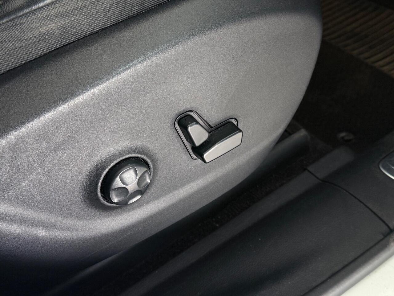 Jeep Cherokee thumbnail Misc Controls