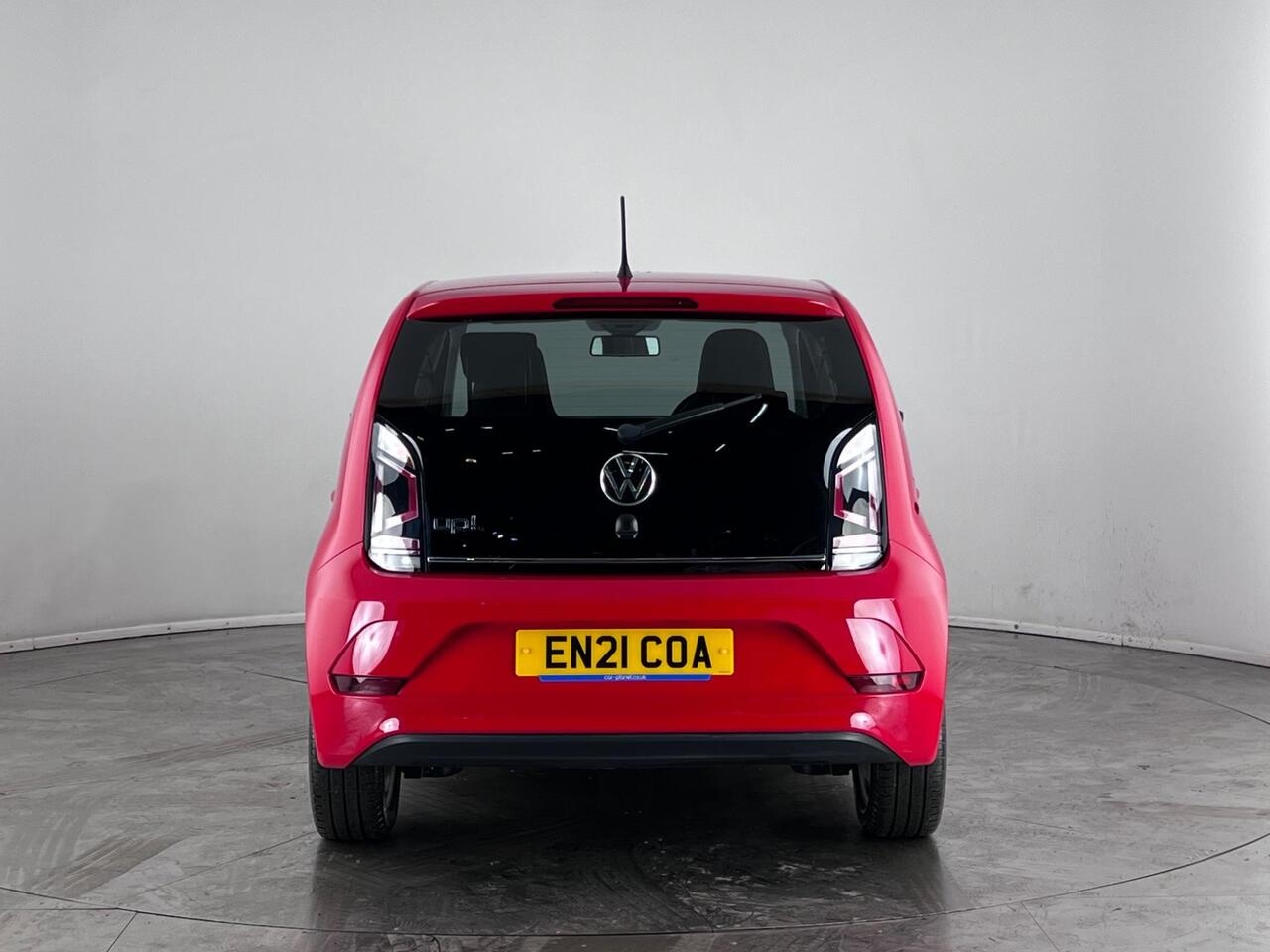 Volkswagen up! thumbnail Rear