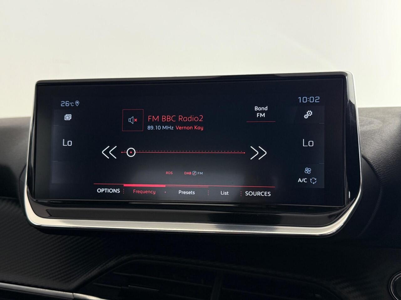 Peugeot 2008 thumbnail Infotainment System
