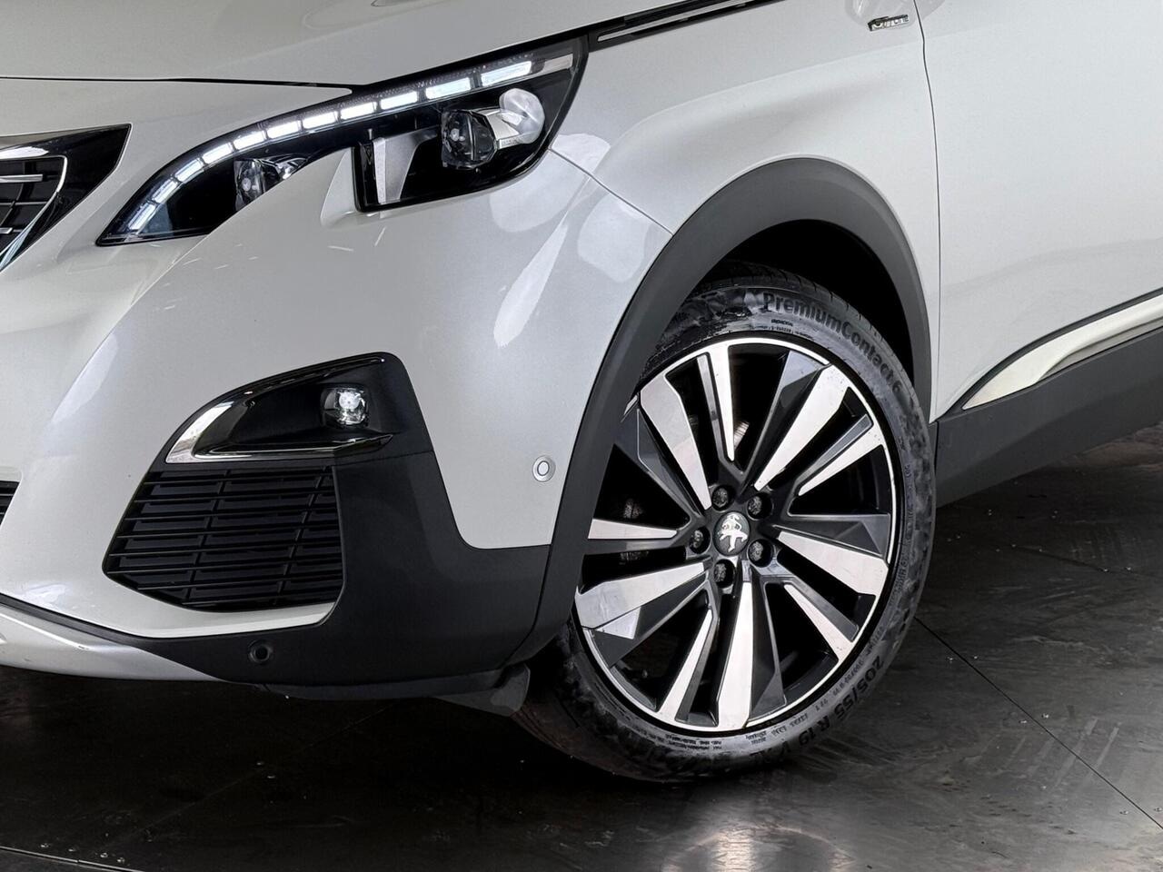 Peugeot 5008 thumbnail Wheel