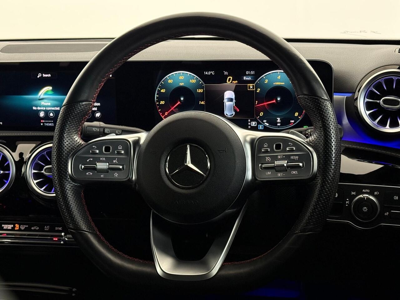 Mercedes-Benz A Class thumbnail Steering Wheel