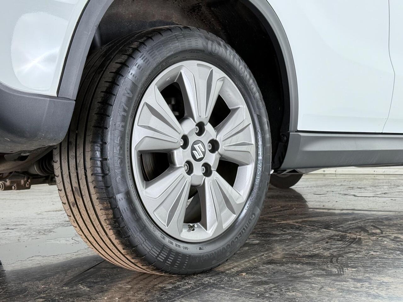 Suzuki Vitara thumbnail Wheel