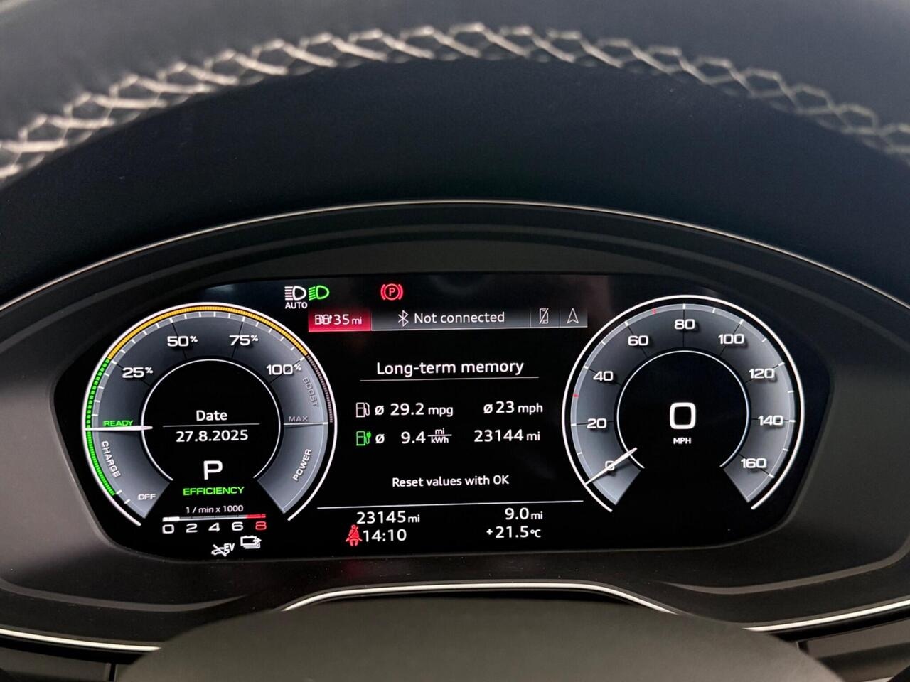 Audi Q5 thumbnail Driver Instruments