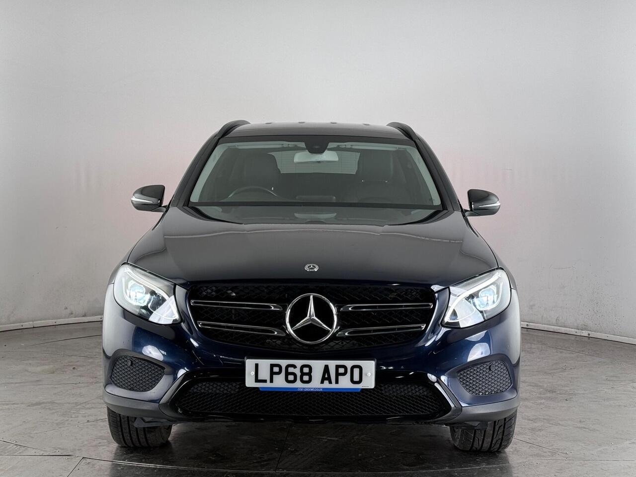 Mercedes-Benz GLC thumbnail Front