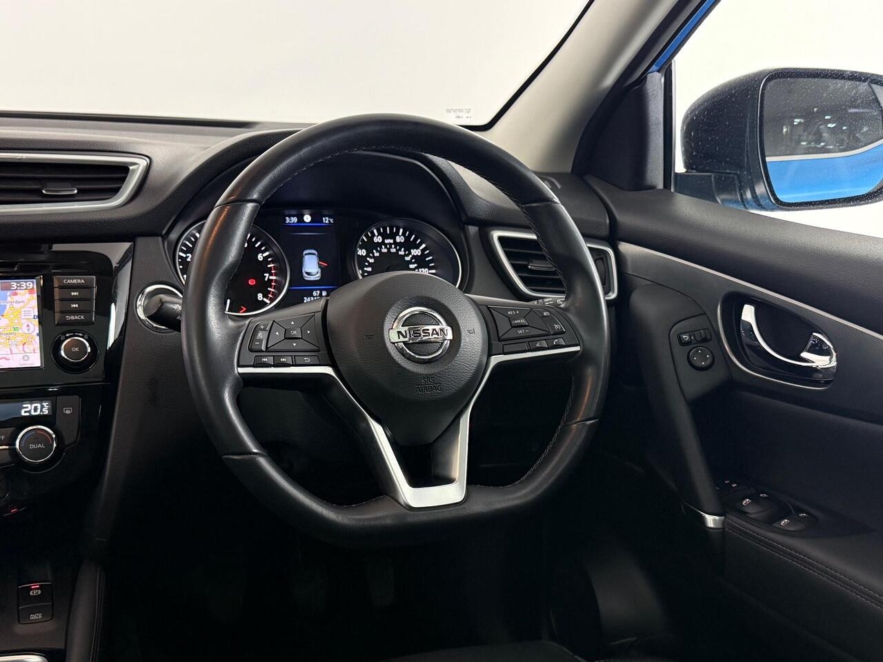 Nissan Qashqai thumbnail Steering Wheel
