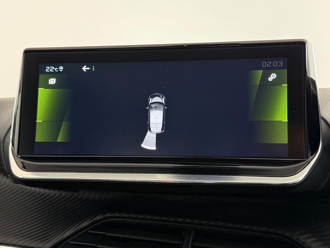 Peugeot 208 thumbnail Infotainment System