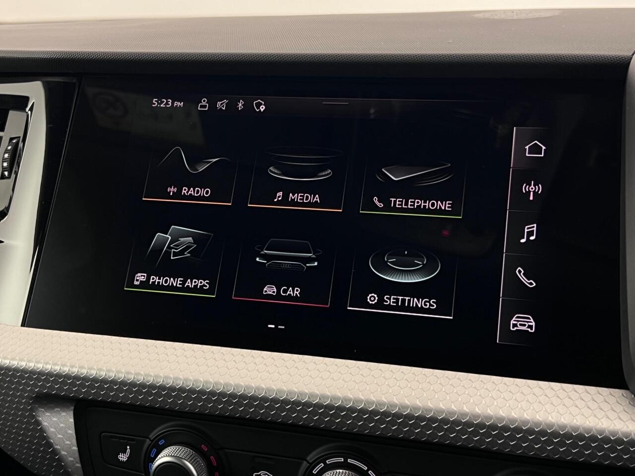 Audi A1 thumbnail Infotainment System
