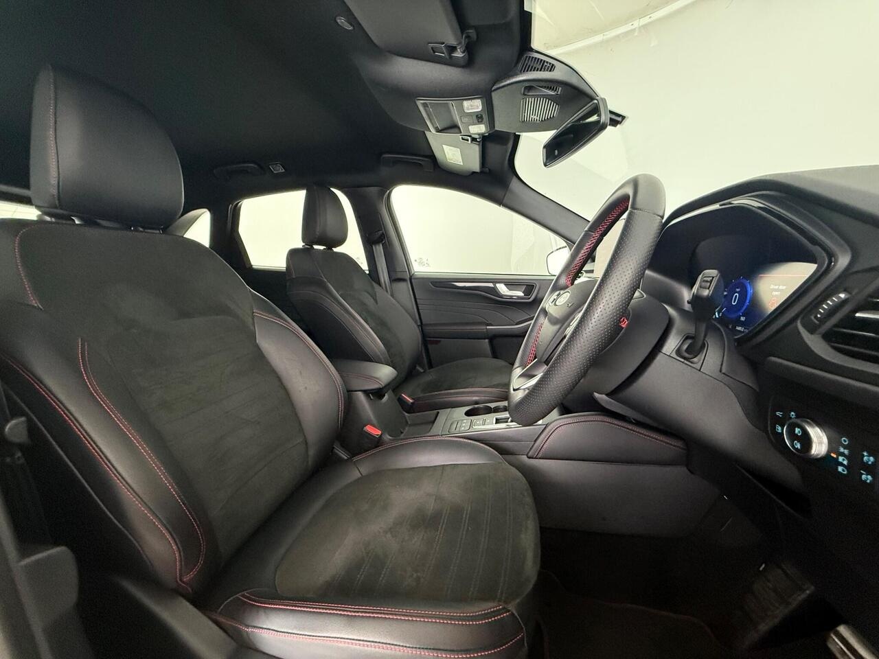 Ford Kuga thumbnail Seat Driver