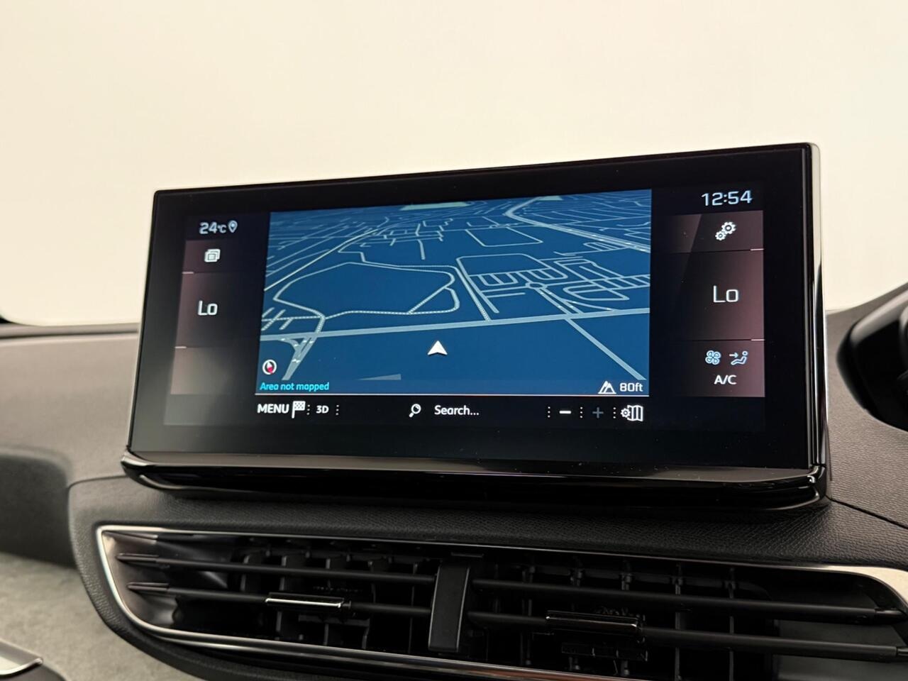 Peugeot 3008 thumbnail Infotainment System