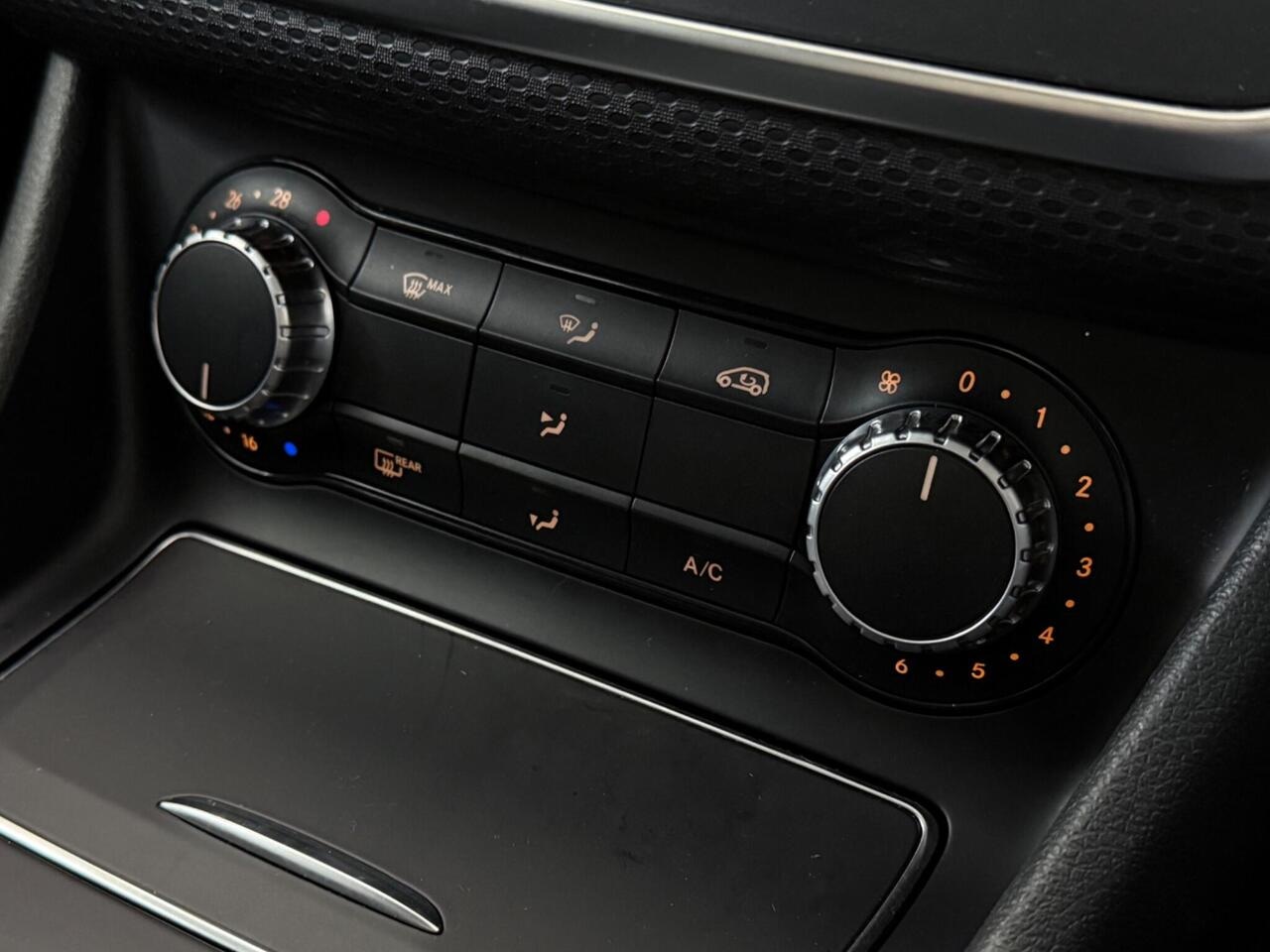 Mercedes-Benz A Class thumbnail Misc Controls