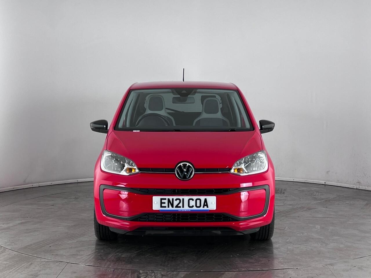Volkswagen up! thumbnail Front