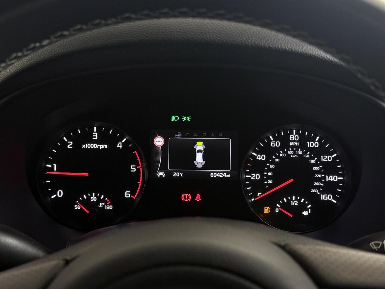 Kia Sportage thumbnail Driver Instruments