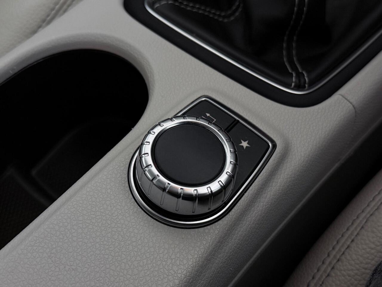 Mercedes-Benz A Class thumbnail Misc Controls
