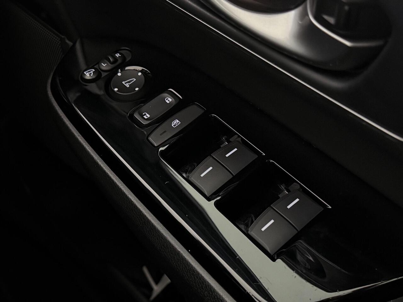 Honda CR-V thumbnail Misc Controls