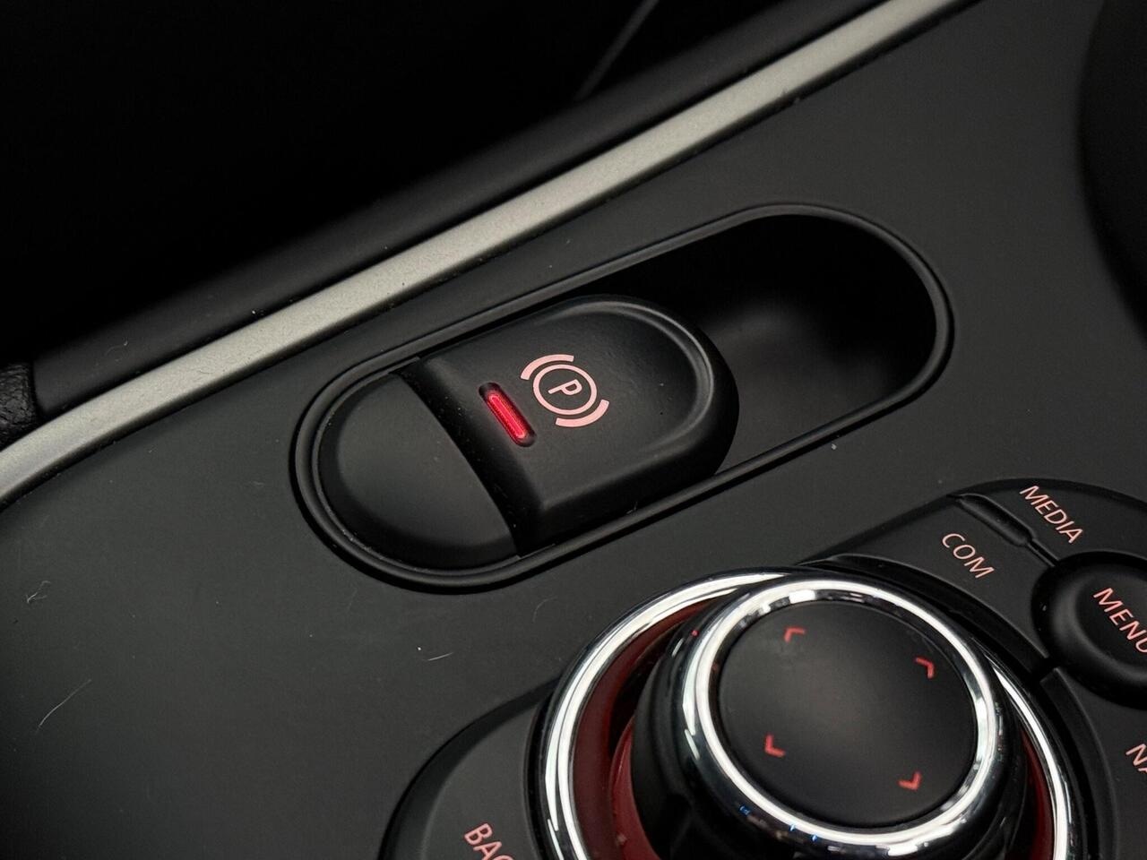 MINI Countryman thumbnail Misc Controls