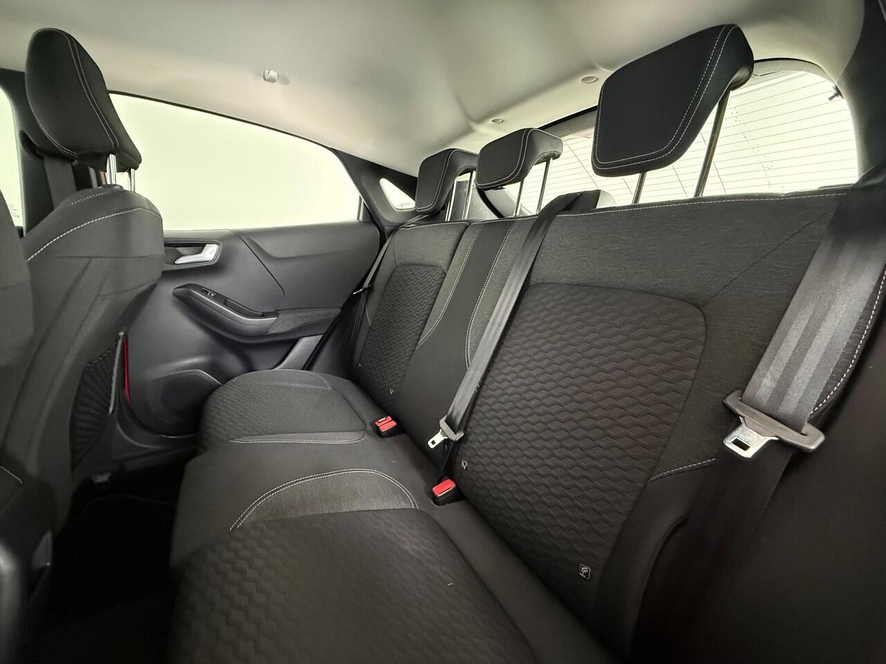 Ford Puma thumbnail Seats Rear