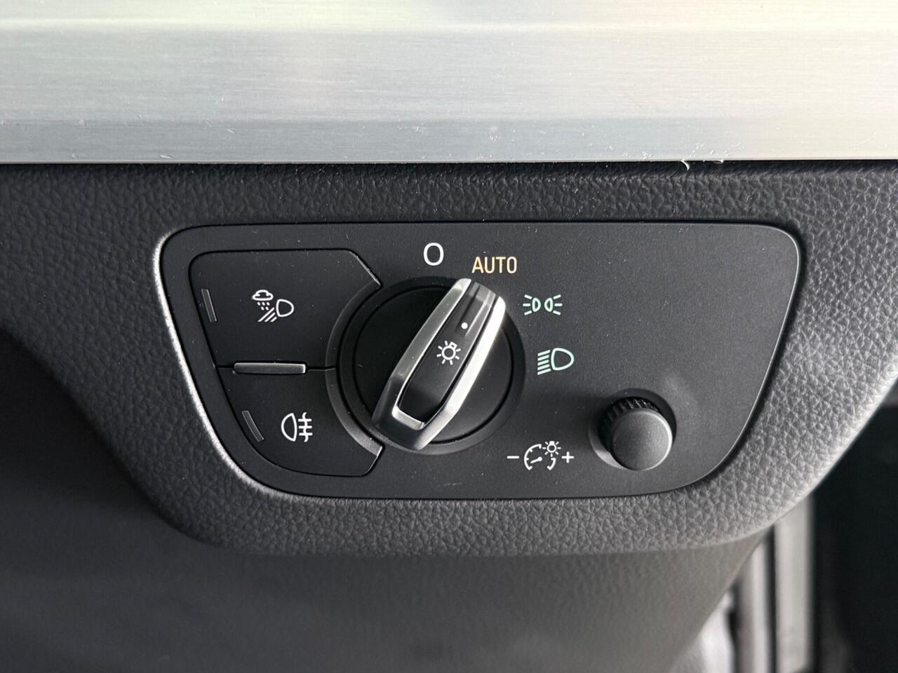 Audi Q5 thumbnail Misc Controls