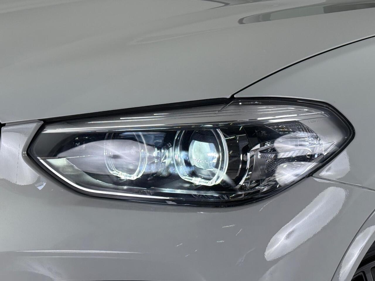 BMW X3 thumbnail Lights Front