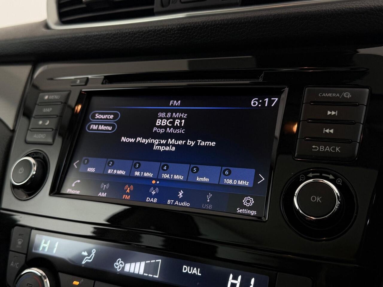 Nissan Qashqai thumbnail Infotainment System