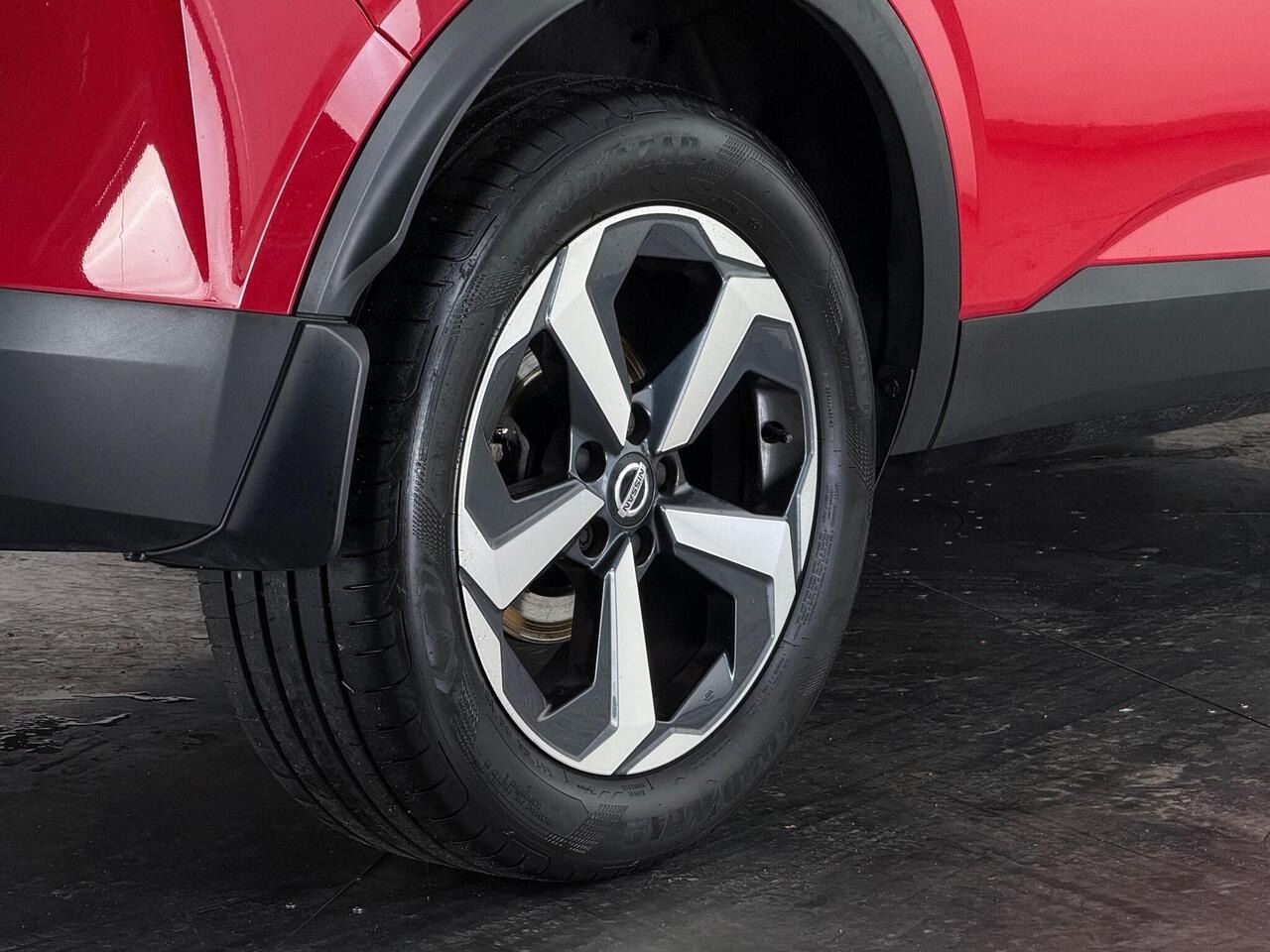 Nissan Qashqai thumbnail Wheel