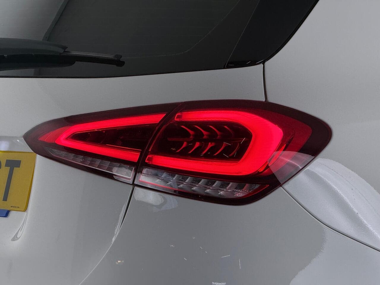 Mercedes-Benz A Class thumbnail Lights Rear
