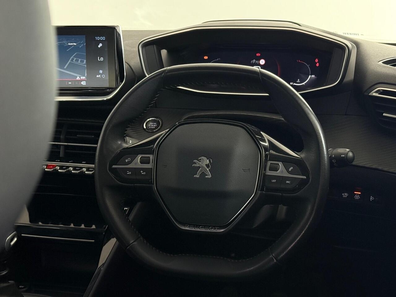 Peugeot 2008 thumbnail Steering Wheel