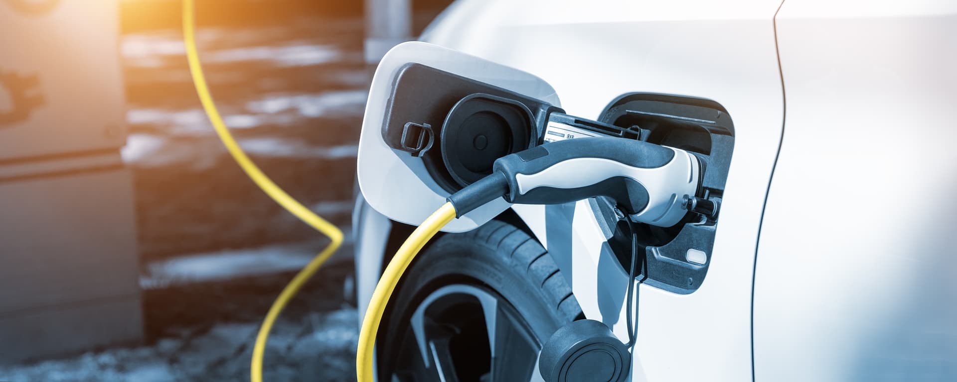 Long range electric cars UK Long range electric cars UK
