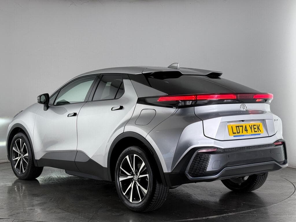 Toyota C-HR 2.0 VVT 13.6kWh Design CVT Euro 6 (s/s) 5dr