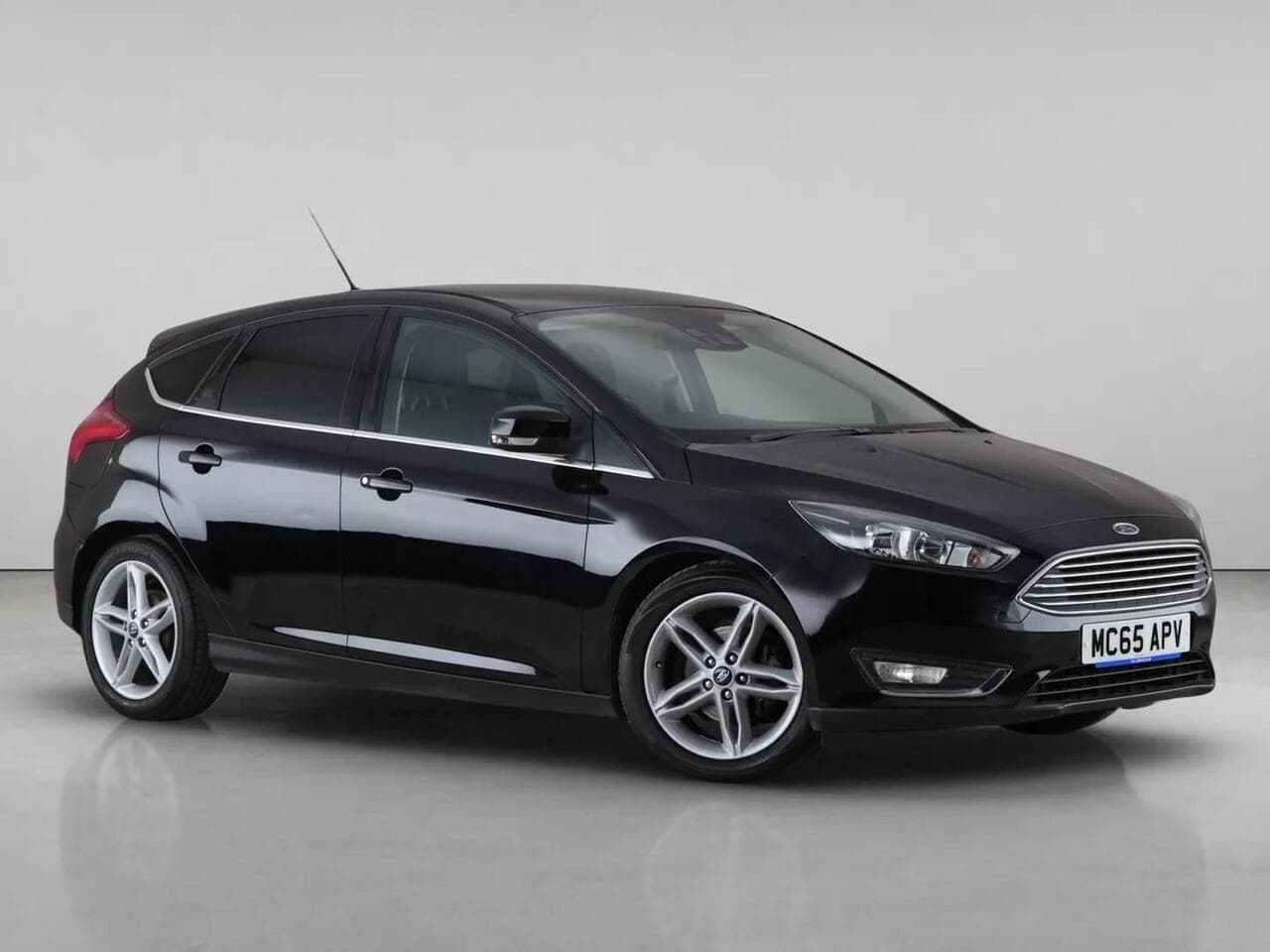 Ford Focus - Ford Focus 1.0T EcoBoost Titanium Euro 6 (s/s) 5dr