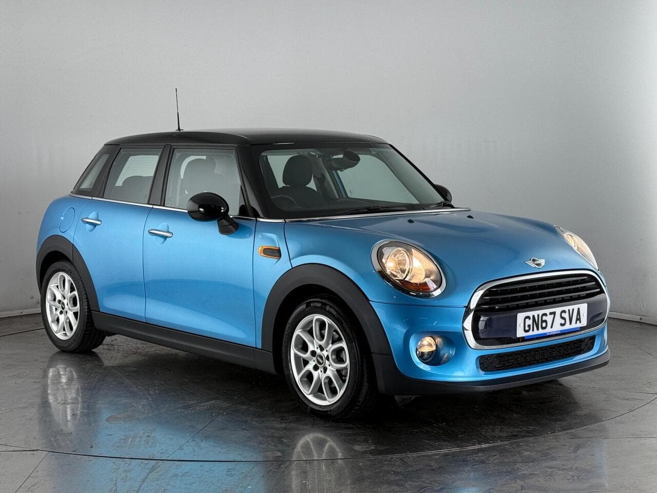 MINI Hatch - MINI Hatch 1.5 Cooper Auto Euro 6 (s/s) 5dr